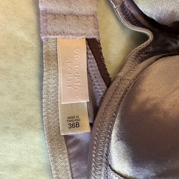 NEW Victoria’s Secret Royalty Purple Balconette Bra - 36B - Picture 5 of 5